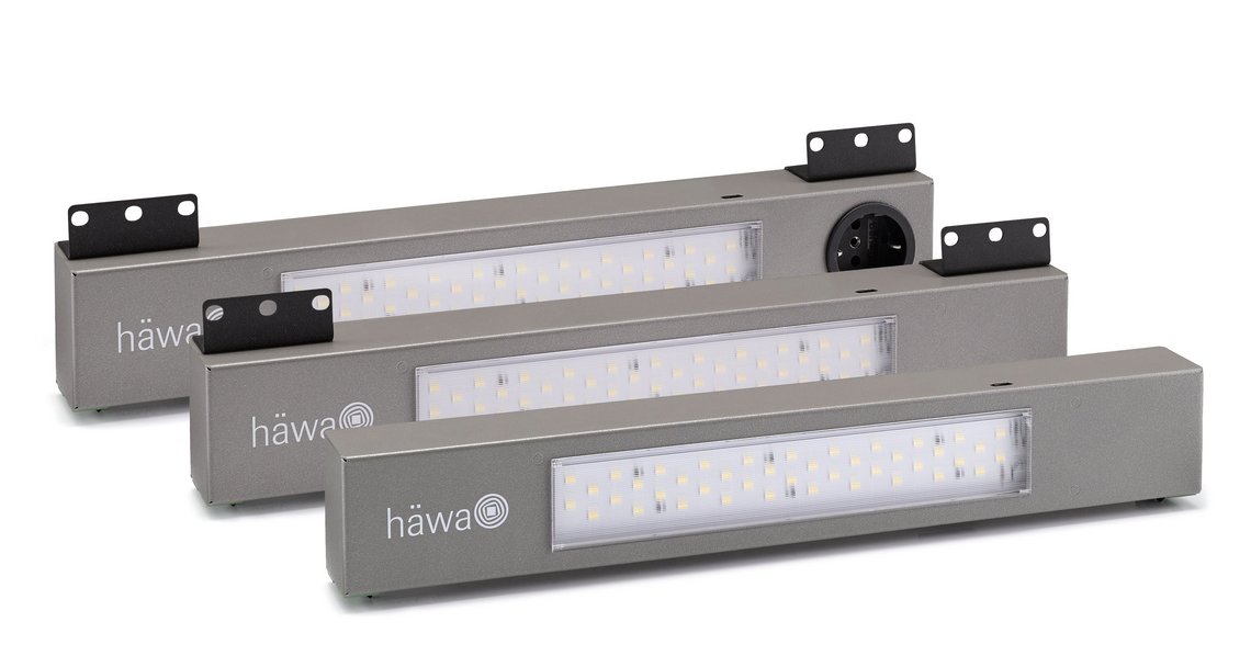 Sensor-operated LED luminaire